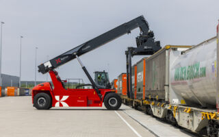 Pioneering sustainable evolution: Cabooter leads the way with our first ever electric reachstacker